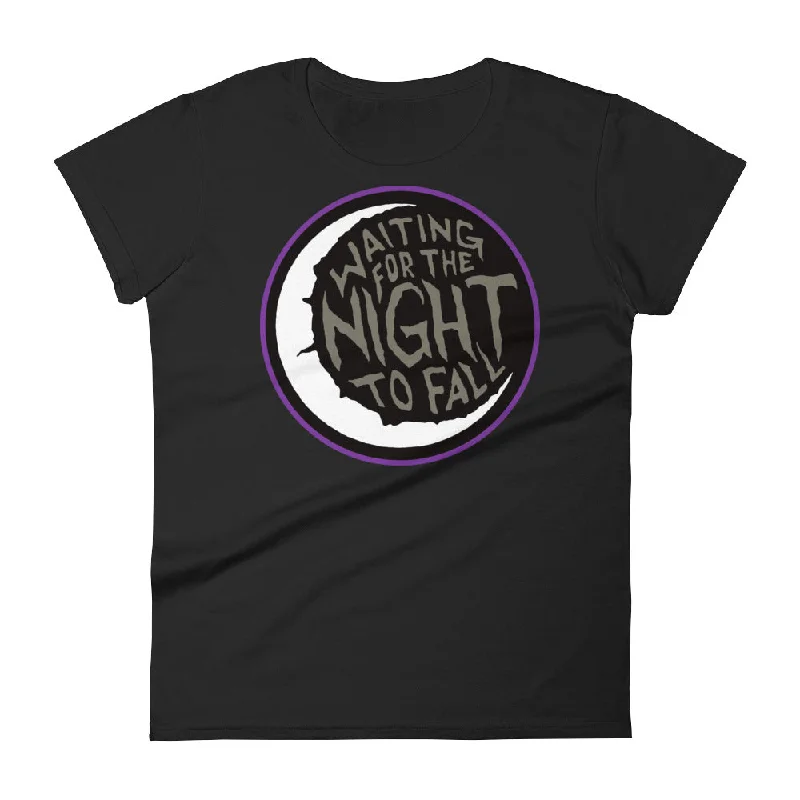 Waiting for The Night to Fall Women's short sleeve t-shirt Handmade Hand-knitted Hand-woven Waiting for The Night to Fall Women's short sleeve t-shirt Handmade Hand-knitted Hand-woven