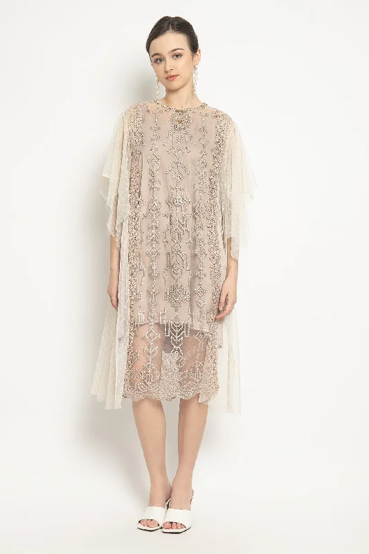 Jania Dress in Cream