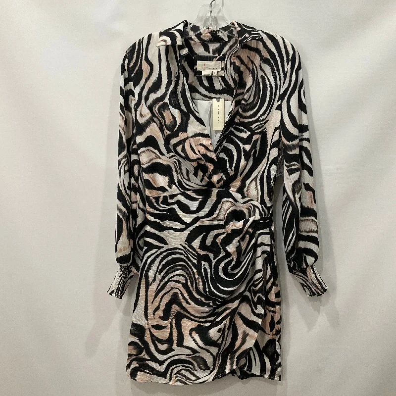 Dress Casual Short By Anthropologie  Size: 4