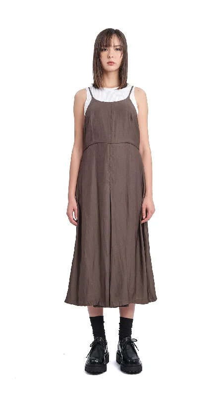 Silky Maxi Dress Elegant Maxi Dress with Belt