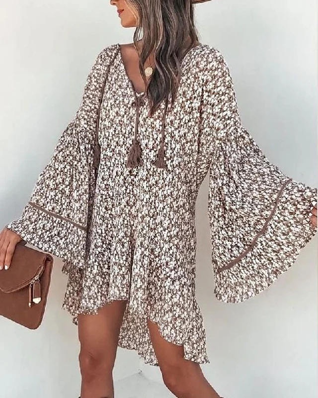 MANDYLANDY Amazing V-Neck Bell Sleeve Tassel Swing Befree Dress