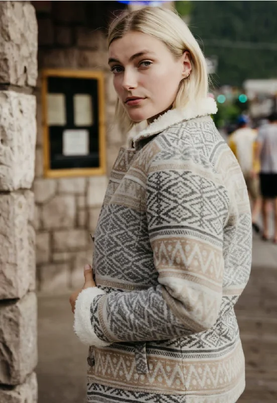 Outback Trading Company Gemma Jacket Women's 29855 Print Jacket Jacquard Jacket Patchwork Jacket Outback Trading Company Gemma Jacket Women's 29855 Print Jacket Jacquard Jacket Patchwork Jacket